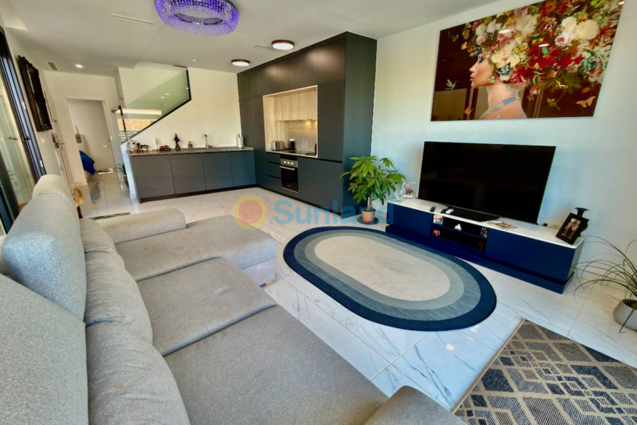 Resale - Villa - Los Montesinos - 