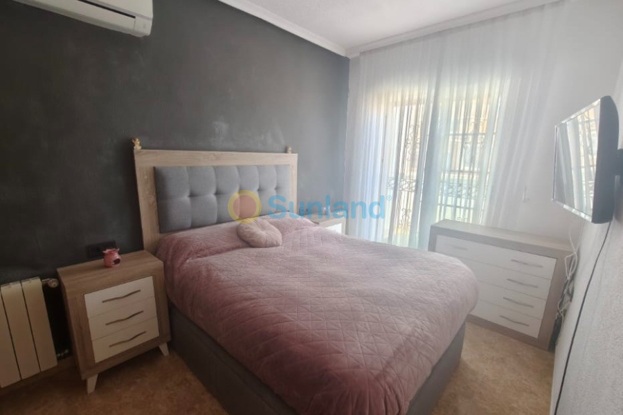 Använda fastigheter - Villa - Orihuela Costa - Villamartin