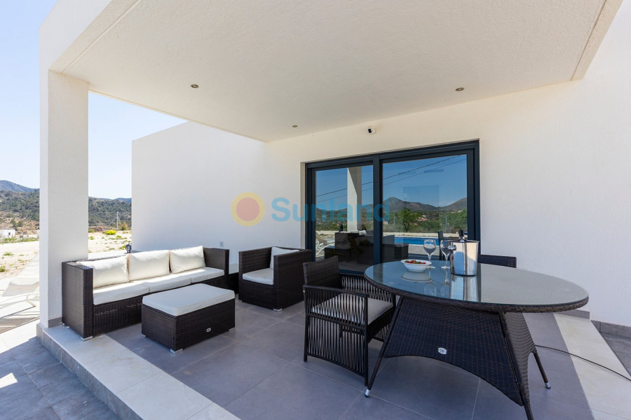 Brukte eiendommer - Detached Villa - Macisvenda