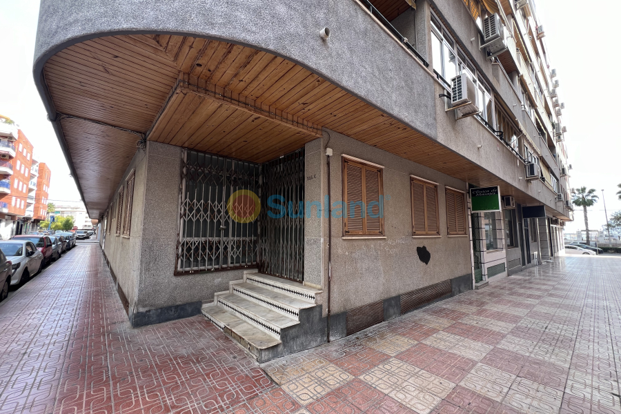 Segunda mano - Apartamento - Torrevieja - Acequion