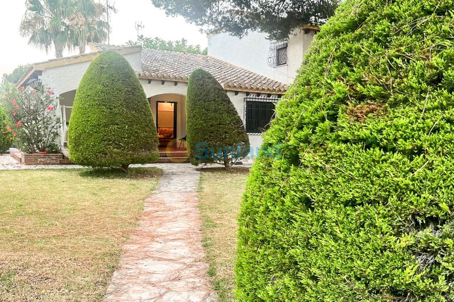 Вторичка - Bилла - Orihuela Costa - Punta Prima