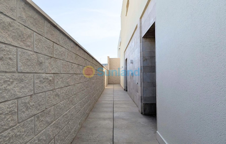 Resale - Detached Villa - Benijofar