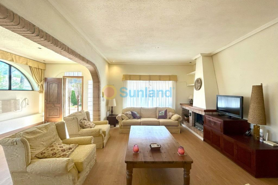 Вторичка - Bилла - Orihuela Costa - Cabo Roig