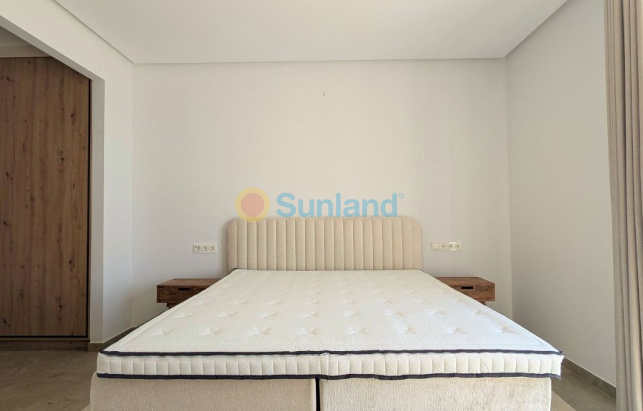 Resale - Detached Villa - Benijofar