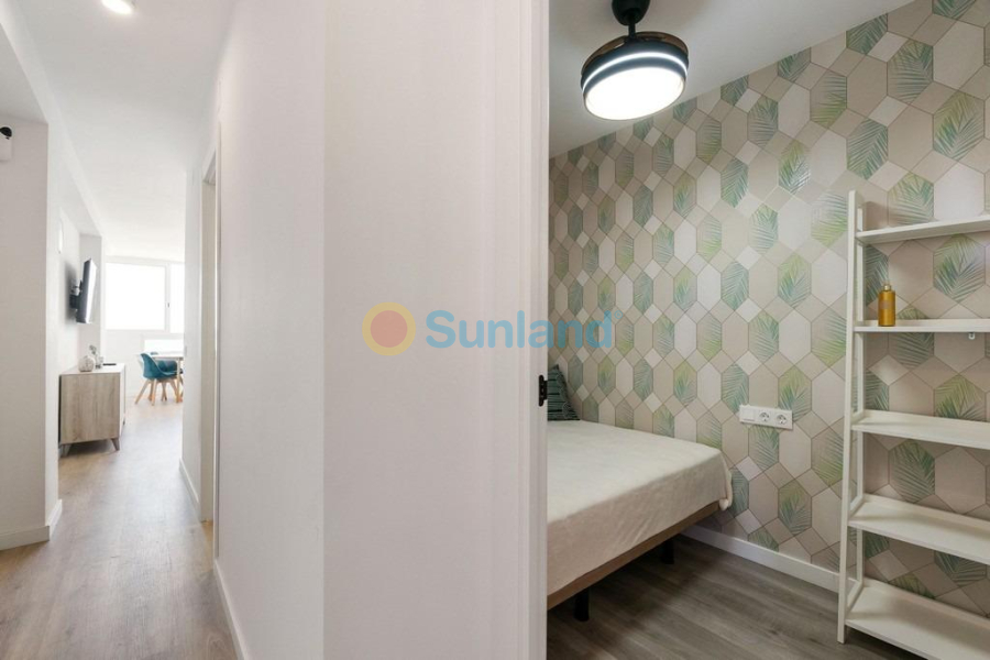 Resale - Apartment - Torrevieja - Cabo Cervera