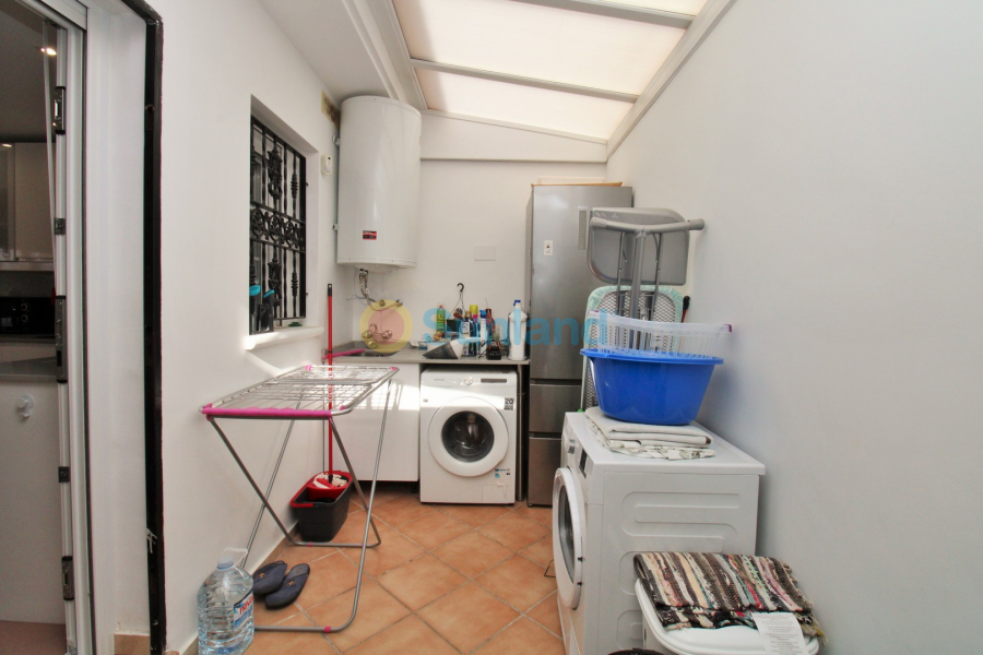 Resale - Villa - Villamartin - Los Dolses