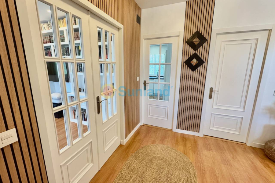 Resale - Country house - Torrellano