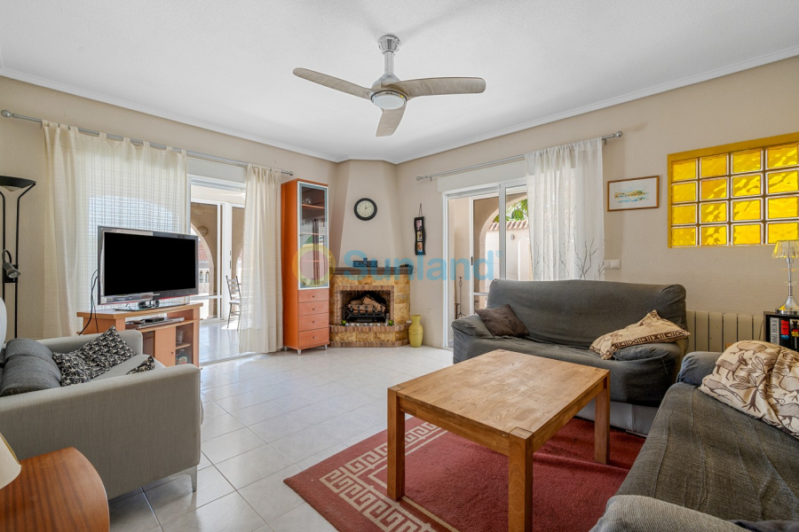 Resale - Villa - Ciudad Quesada - Rojales