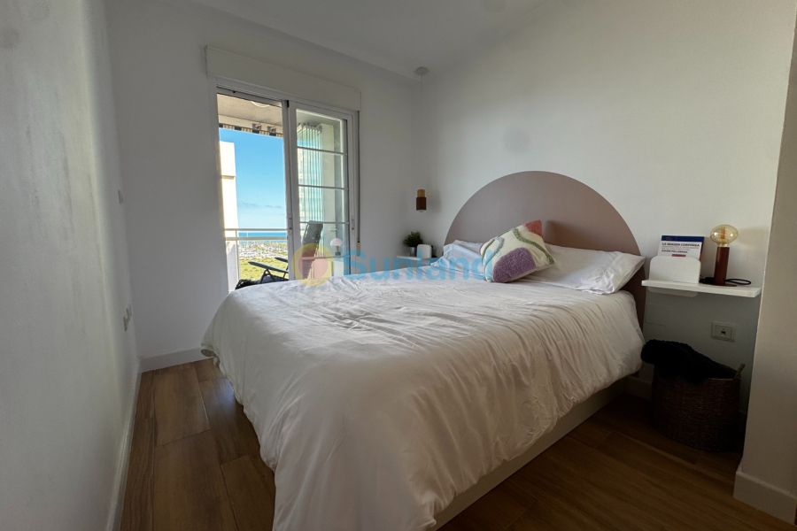 Segunda mano - Apartamento - Guardamar del Segura - Puerto Deportivo