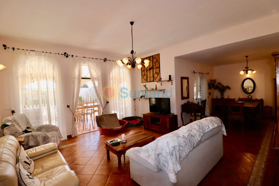 Resale - Country house - Catral