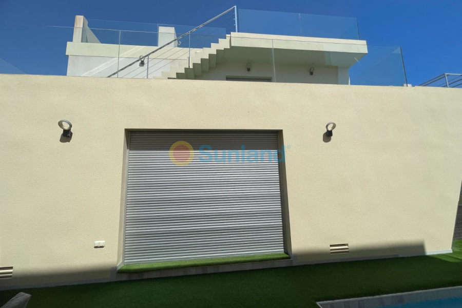 Använda fastigheter - Villa - Orihuela Costa - Mil Palmeras