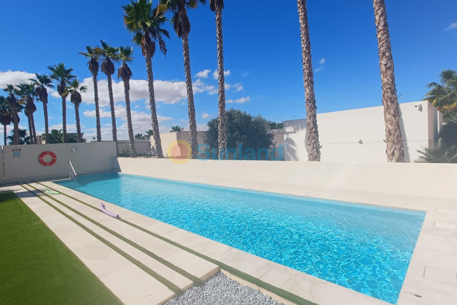 Använda fastigheter - Villa - San Fulgencio - La Marina