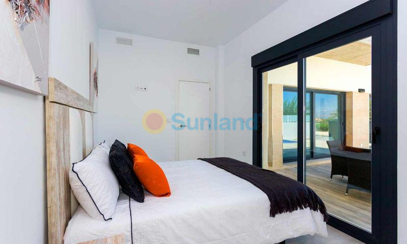 Ny bygg - Quad - Daya Nueva - CENTRO