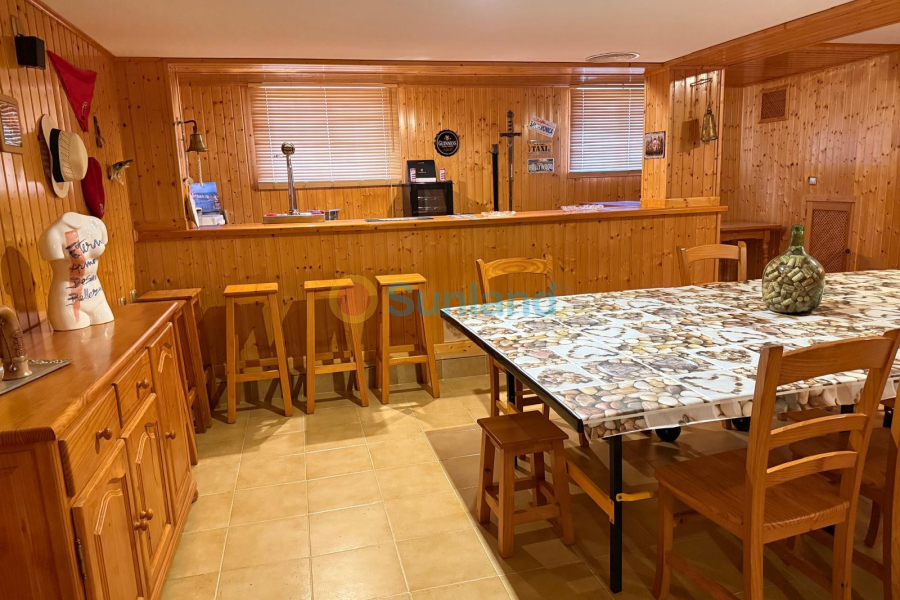 Använda fastigheter - Villa - Bolnuevo