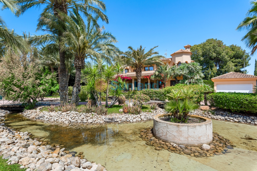 Resale - Villa - Elche - 