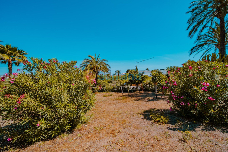 Resale - Villa - Orihuela Costa - Playa Flamenca