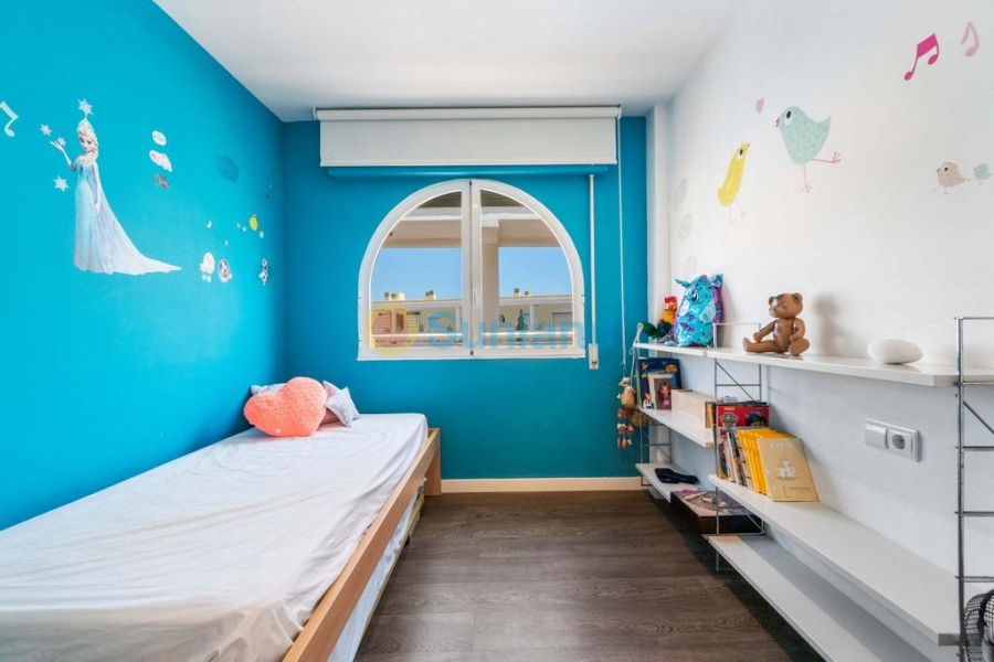 Resale - Apartment - Orihuela Costa - Campoamor