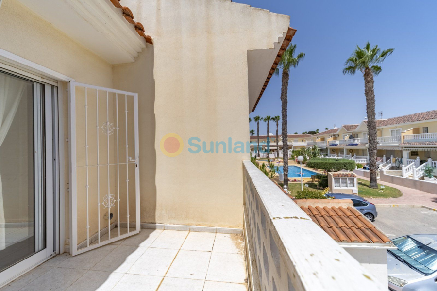 Resale - Casa de Pueblo - Ciudad Quesada - Doña Pepa