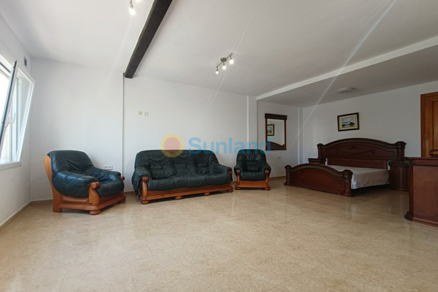Resale - Apartment - Torrevieja