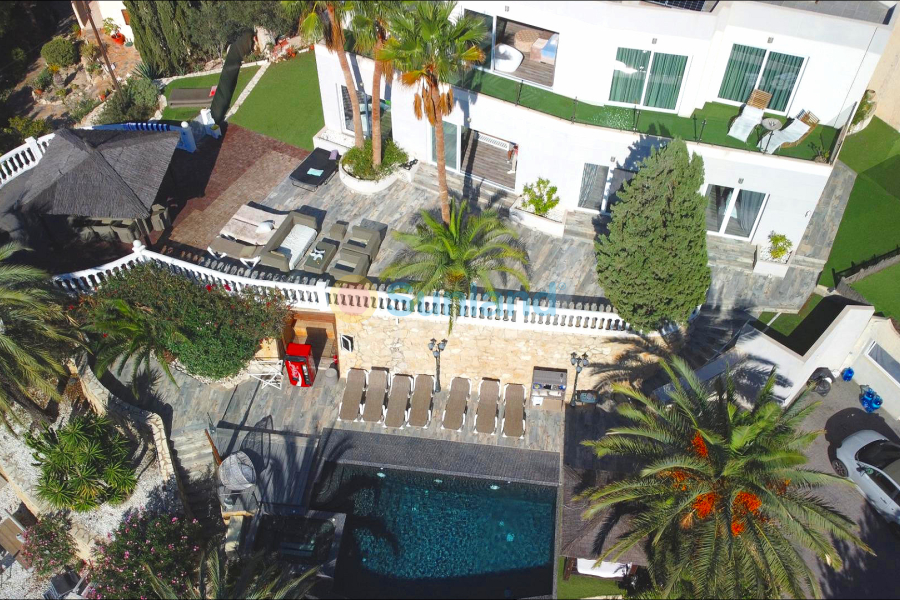 Resale - Villa - El Campello - 