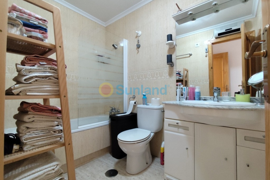 Resale - Apartment - Orihuela Costa