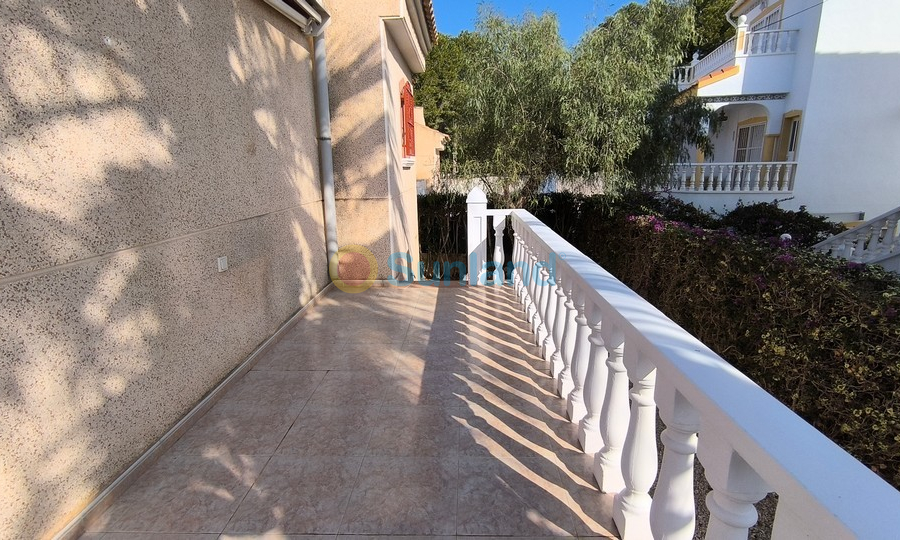 Resale - Detached Villa - Algorfa - Montemar - Saint Andrews Heights