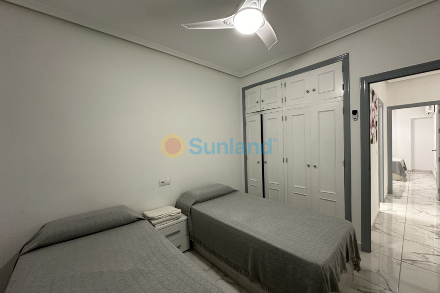 Resale - A - Torrevieja