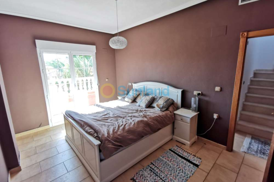 Använda fastigheter - Villa - Almoradí - Almoradi