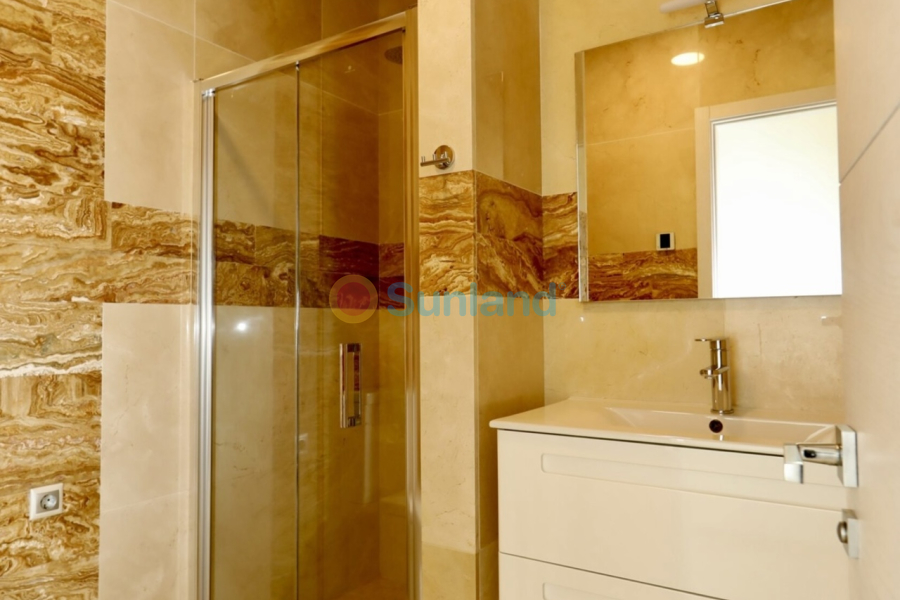 Brukte eiendommer - V - La Zenia