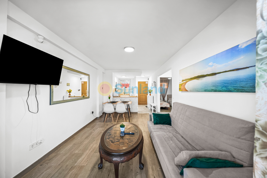 Resale - Apartamento - Torrevieja - Cabo Cervera