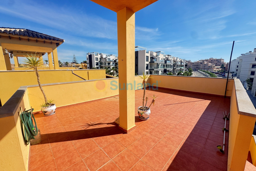 Använda fastigheter - Villa - Villamartin - Lomas del Golf