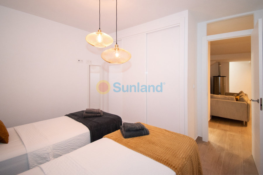 Använda fastigheter - Villa - Orihuela Costa - Villamartin