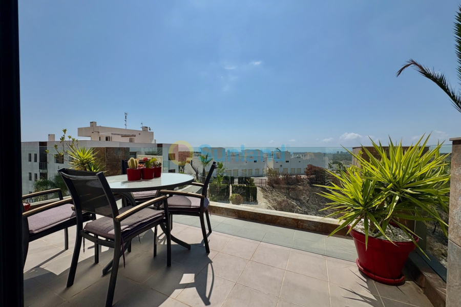 Resale - Apartment - Dehesa de Campoamor - Las Ramblas
