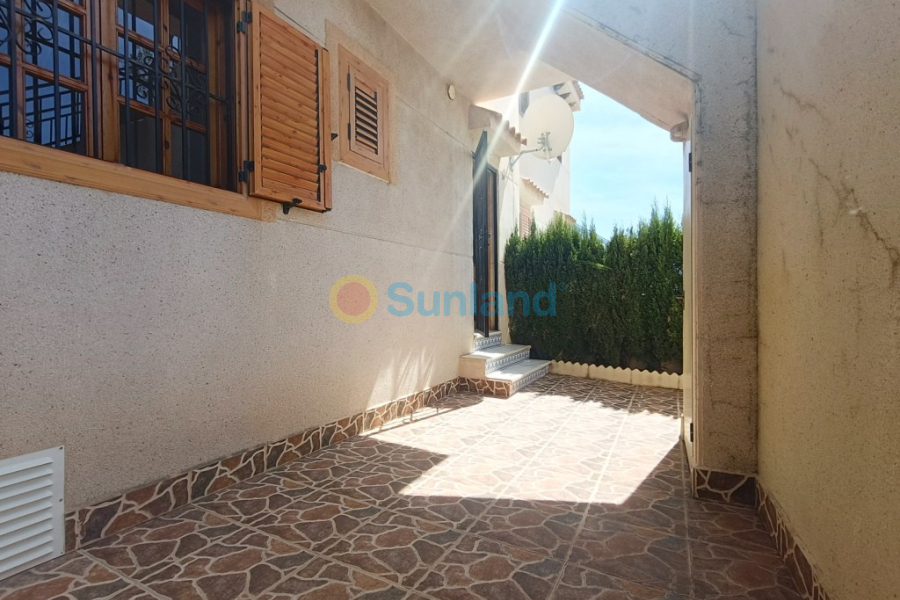 Resale - Apartment - Torrevieja