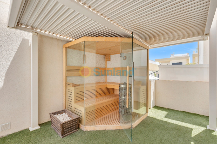 Resale - Villa - Los Montesinos - 