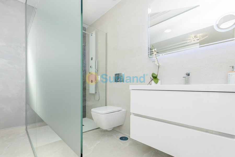 New Build - Top Floor Bungalow - San Miguel De Salinas - VistaBella Golf