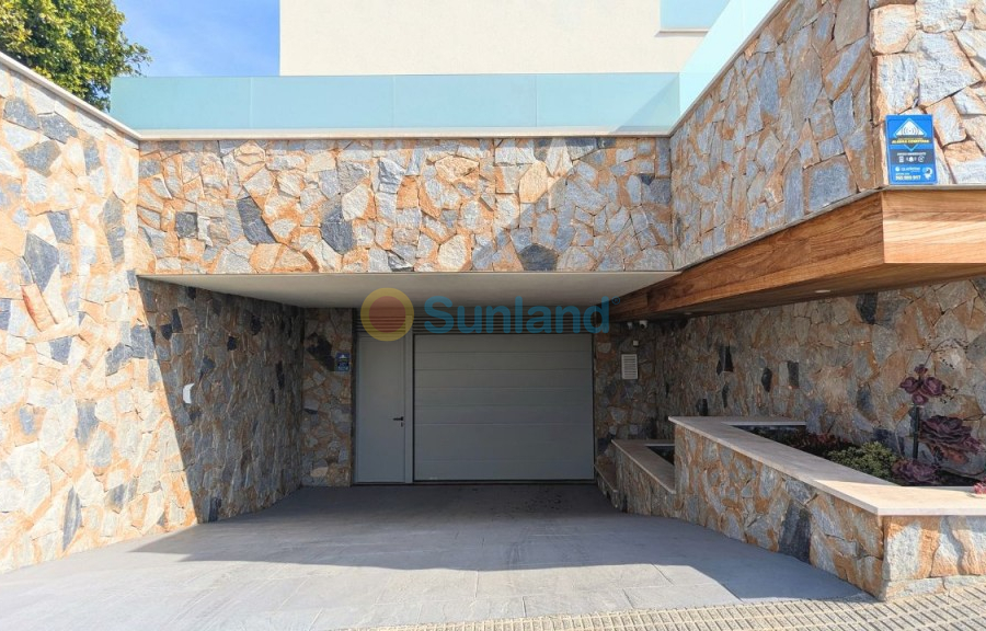 Resale - Detached Villa - Benijofar