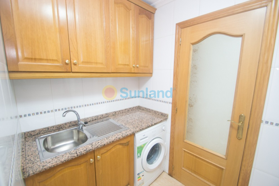 Segunda mano - Apartamento - Orihuela - San Isidro