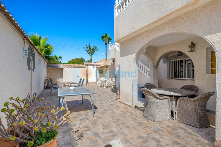 Resale - Villa - Ciudad Quesada - Rojales