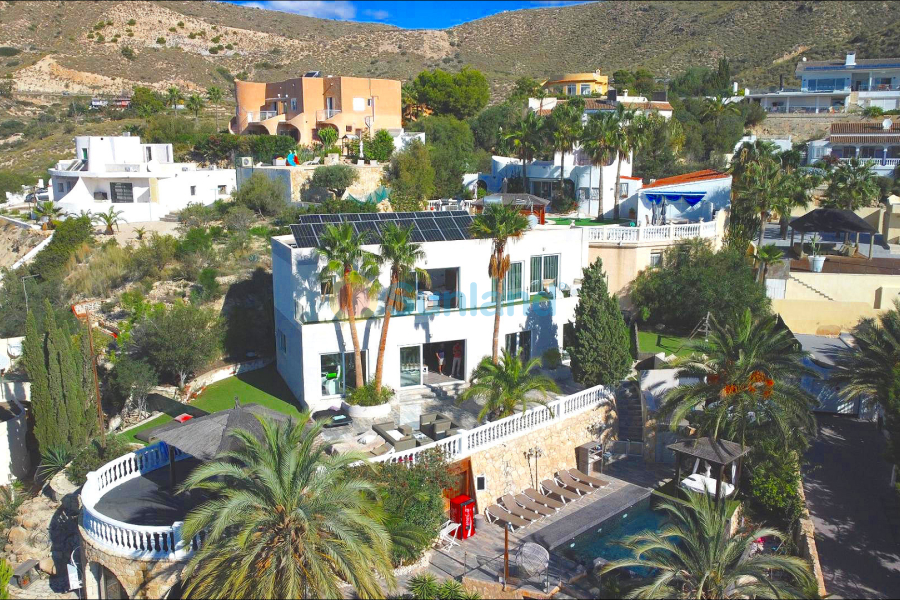 Resale - Villa - El Campello - 