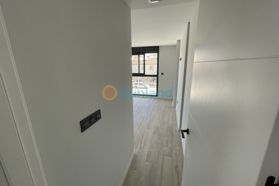 Вторичка - A - Pilar de la Horadada