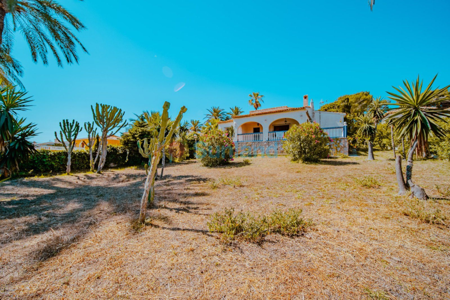Resale - Villa - Orihuela Costa - Playa Flamenca