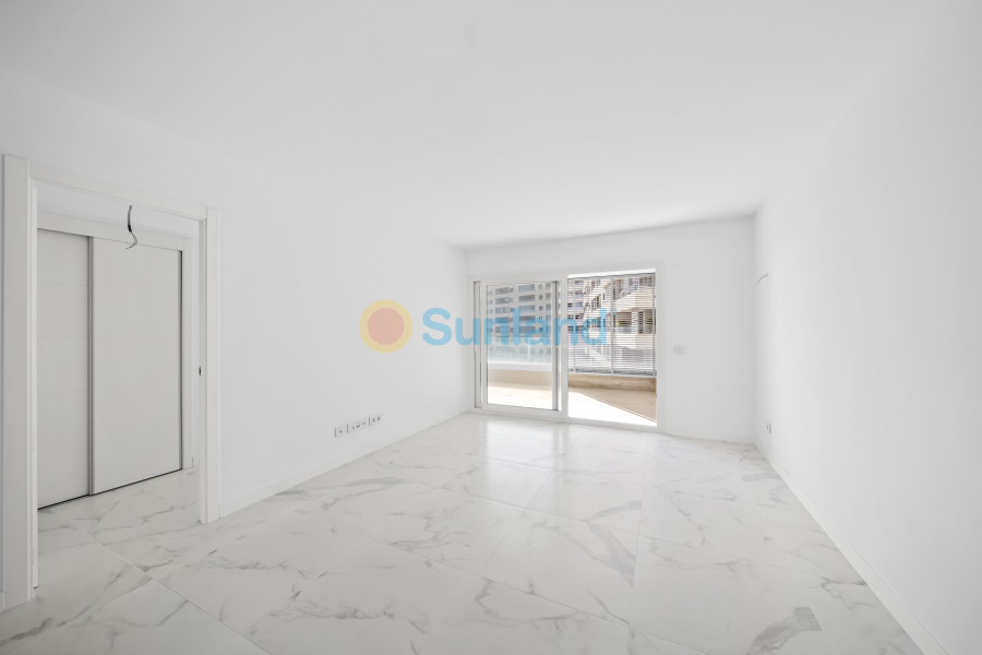 Resale - Apartamento - Torrevieja - Punta Prima