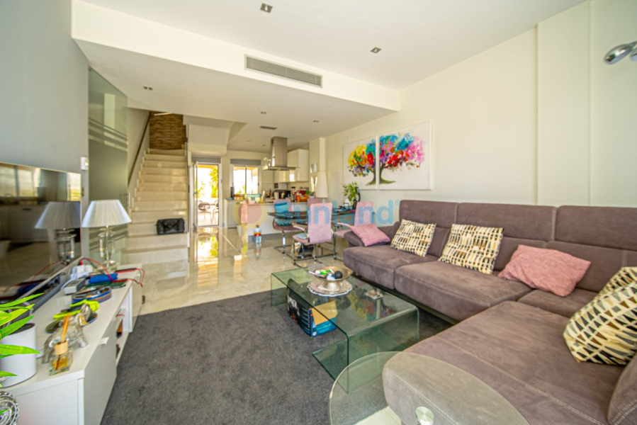 Resale - Villa - Orihuela Costa - Lomas De Cabo Roig