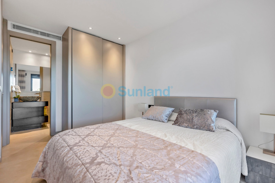 Resale - Apartment - Orihuela Costa - 