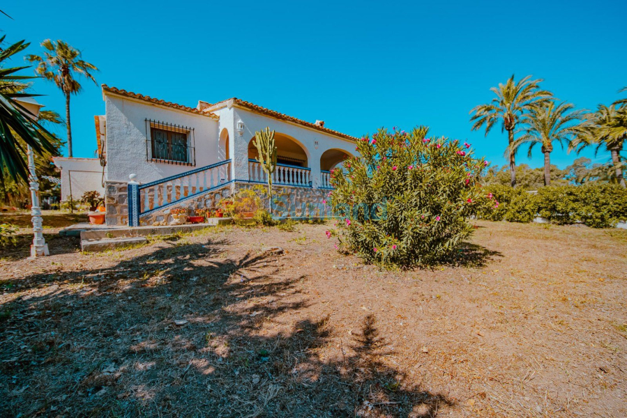 Resale - Villa - Orihuela Costa - Playa Flamenca