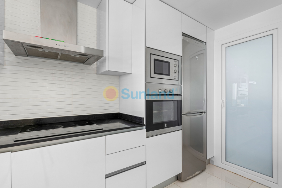 Resale - Apartment - Orihuela Costa - Punta Prima