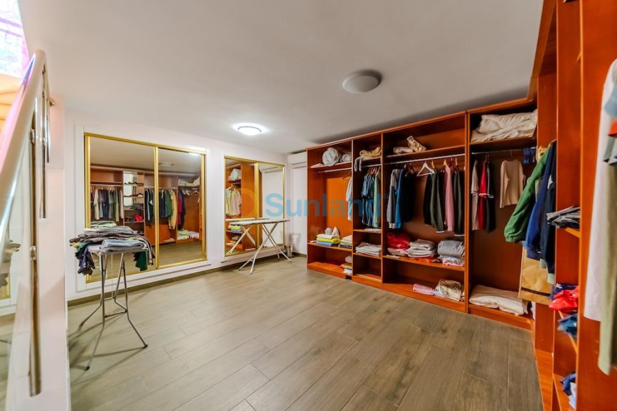 Segunda mano - V - Torrevieja - Torre la mata