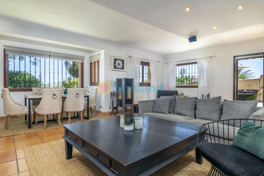 Använda fastigheter - Villa - Benahavis - La Quinta