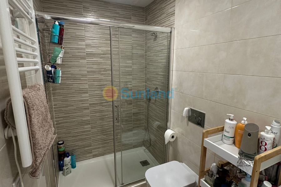 Resale - Apartment - Orihuela Costa - Los Dolses